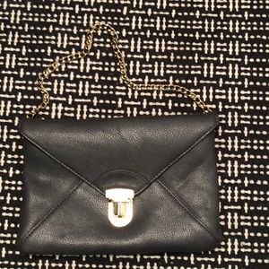 Forever 21 clutch
